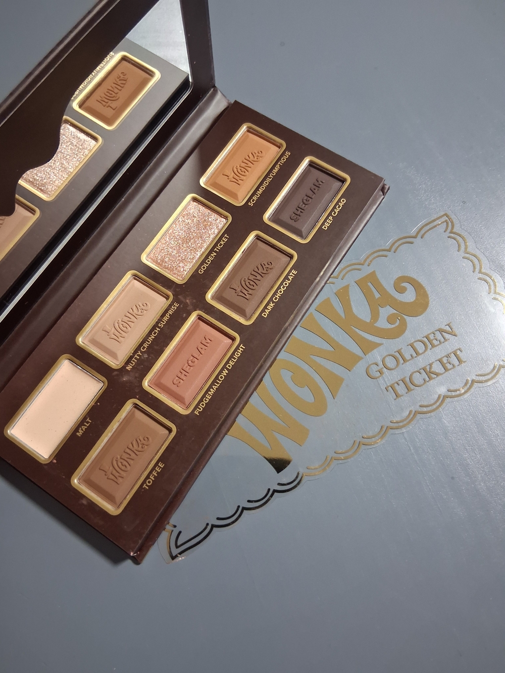 Wonka Golden Ticket Eyeshadow Palette - Warm Brown & Gold Shades